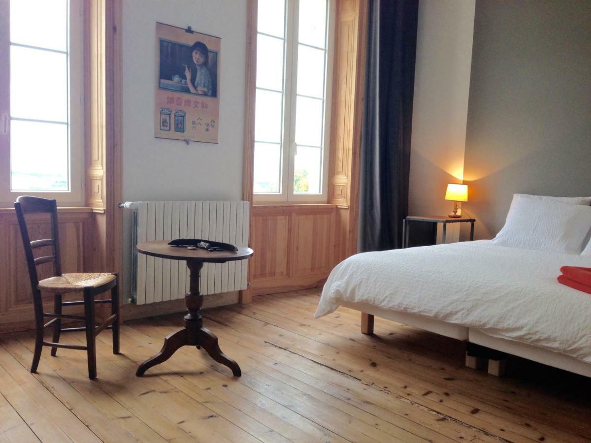 Bed and Breakfast Le Dojo Du Plessis Mareuil  Екстер'єр фото
